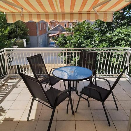 Apartmani Ana Tribalj Esterno foto