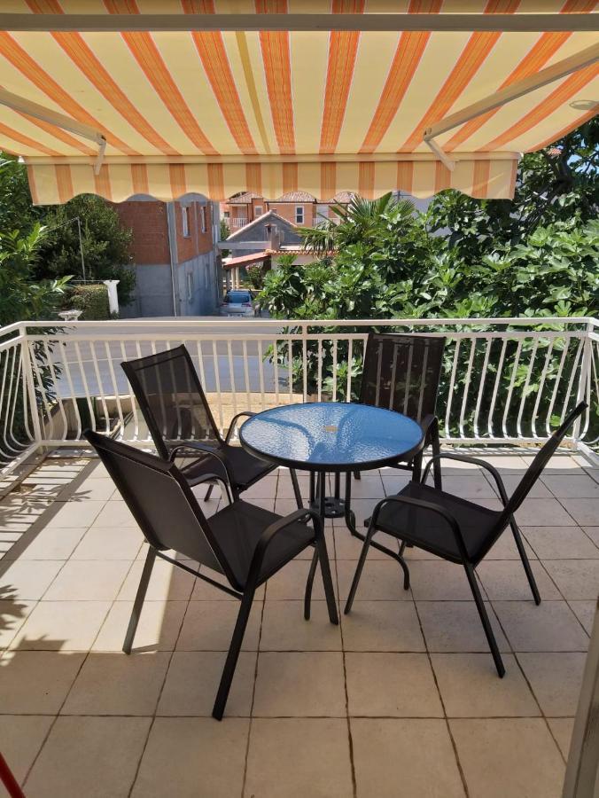 Apartmani Ana Tribalj Esterno foto