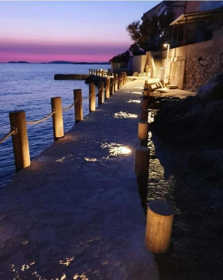 Apartmani Ana Tribalj Esterno foto