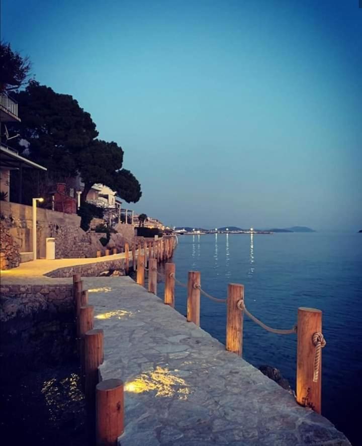 Apartmani Ana Tribalj Esterno foto