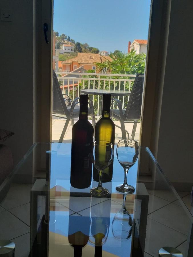 Apartmani Ana Tribalj Esterno foto