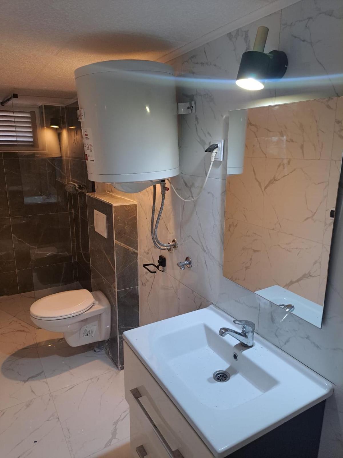 Apartmani Ana Tribalj Esterno foto