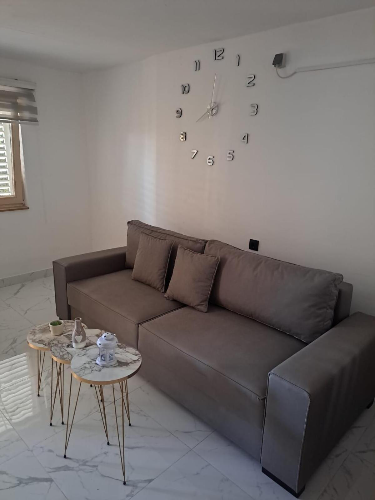Apartmani Ana Tribalj Esterno foto