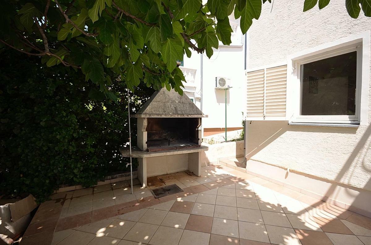 Apartmani Ana Tribalj Esterno foto