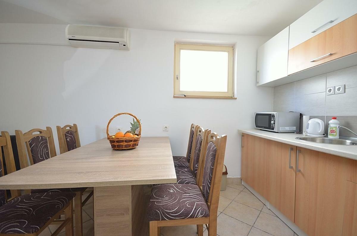 Apartmani Ana Tribalj Esterno foto