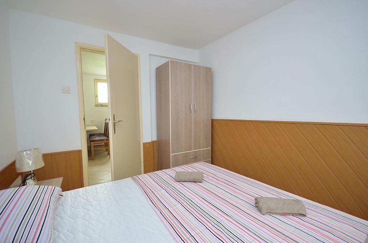 Apartmani Ana Tribalj Esterno foto