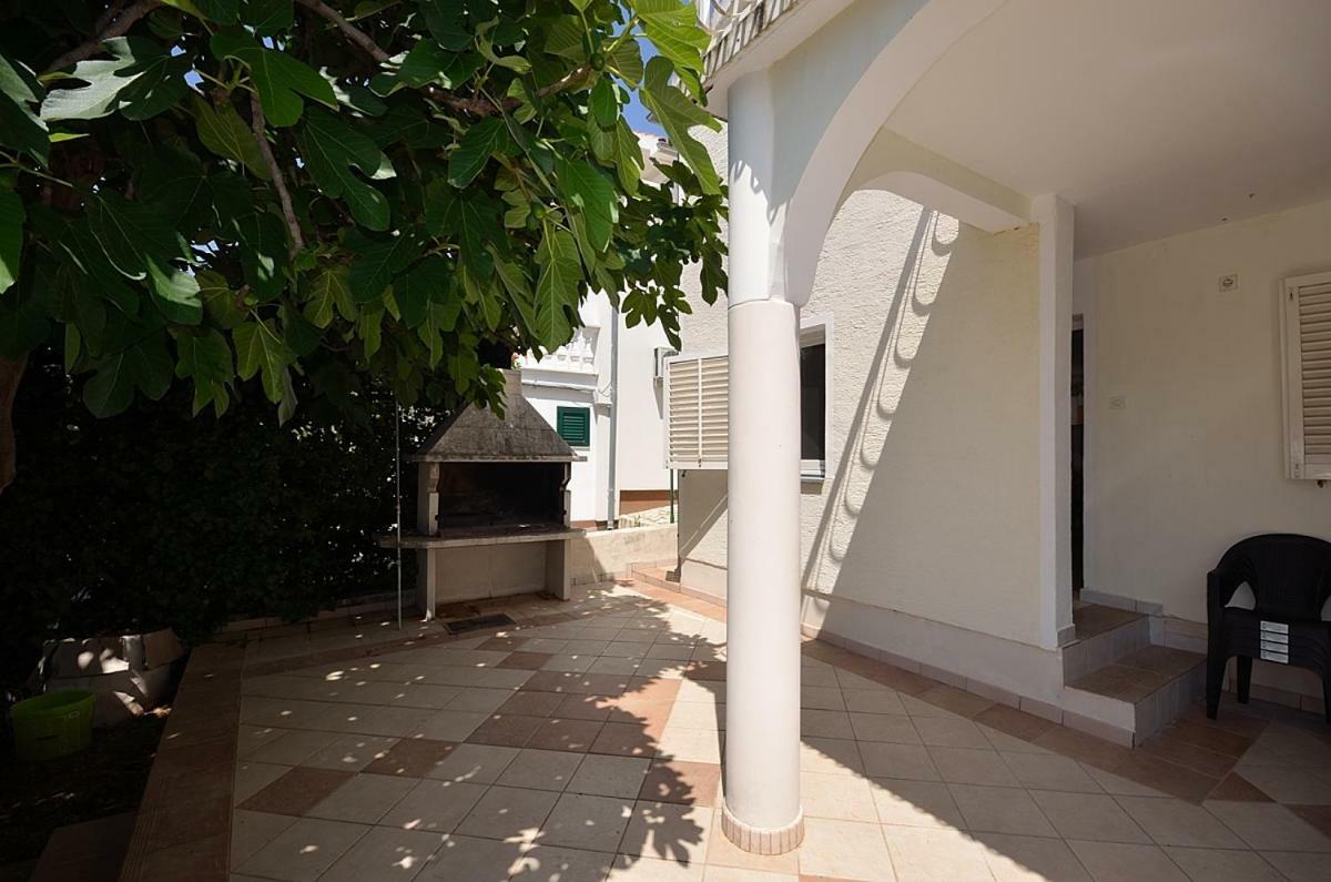 Apartmani Ana Tribalj Esterno foto